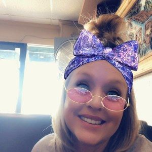 Meet your Posher, April